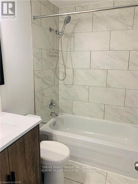 8 Homestead Crescent, London North, Ontario  N6G 2E4 - Photo 8 - X12615294