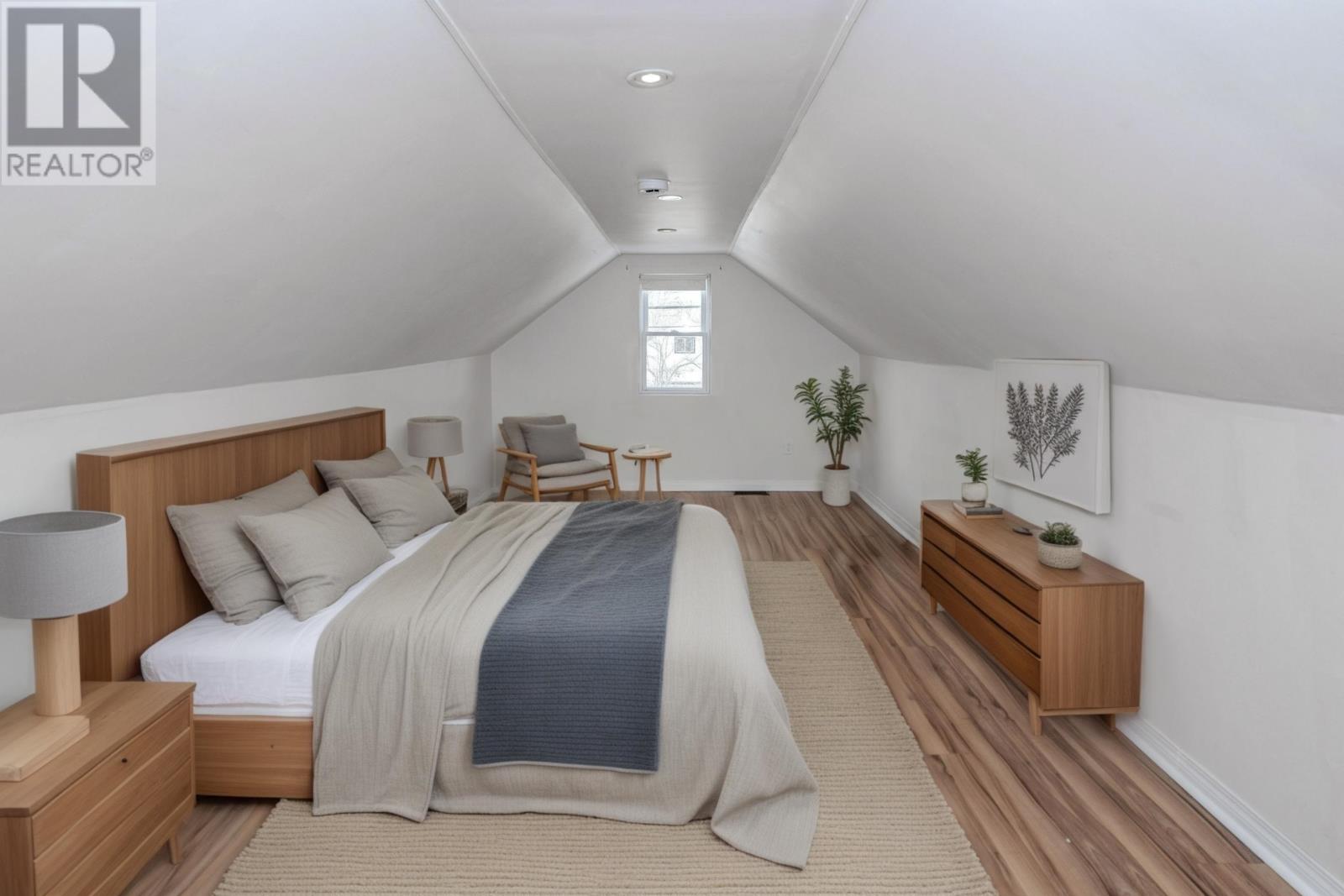 141 Empress Ave S, Thunder Bay, Ontario  P7B 4N6 - Photo 5 - TB253594