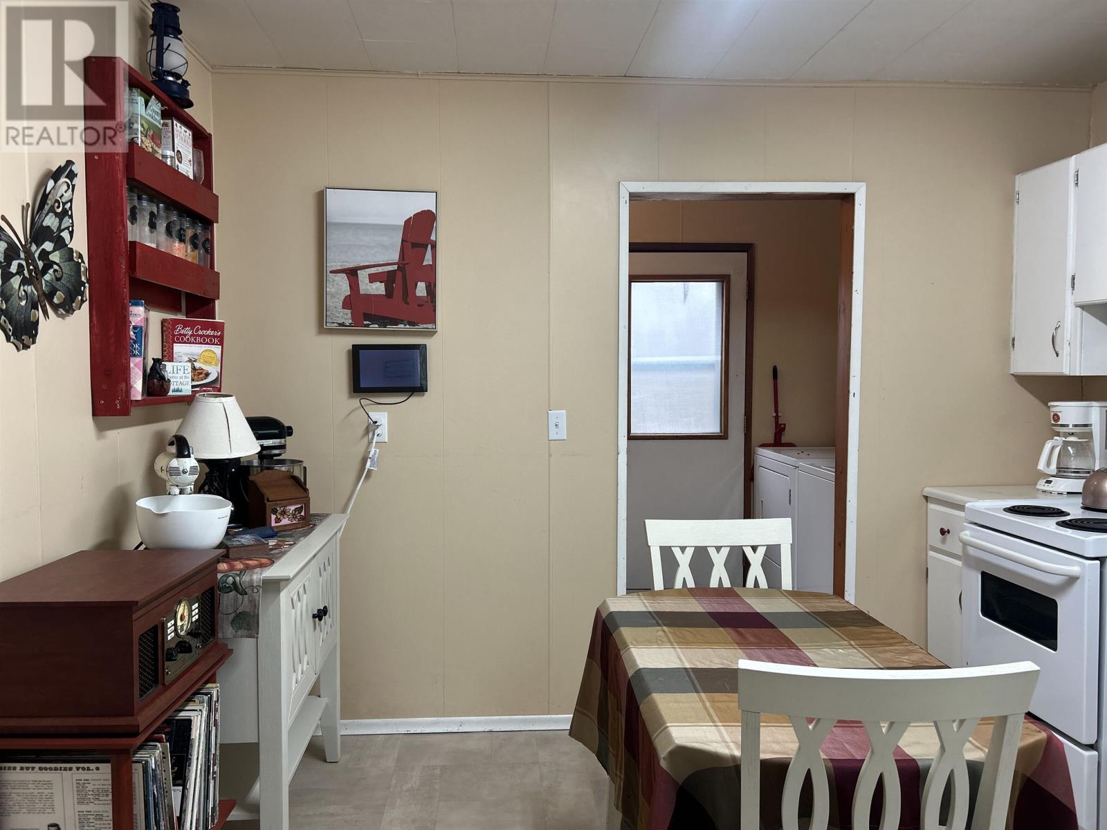 209 Fotheringham Ave, Atikokan, Ontario  P0T 1C0 - Photo 6 - TB253635