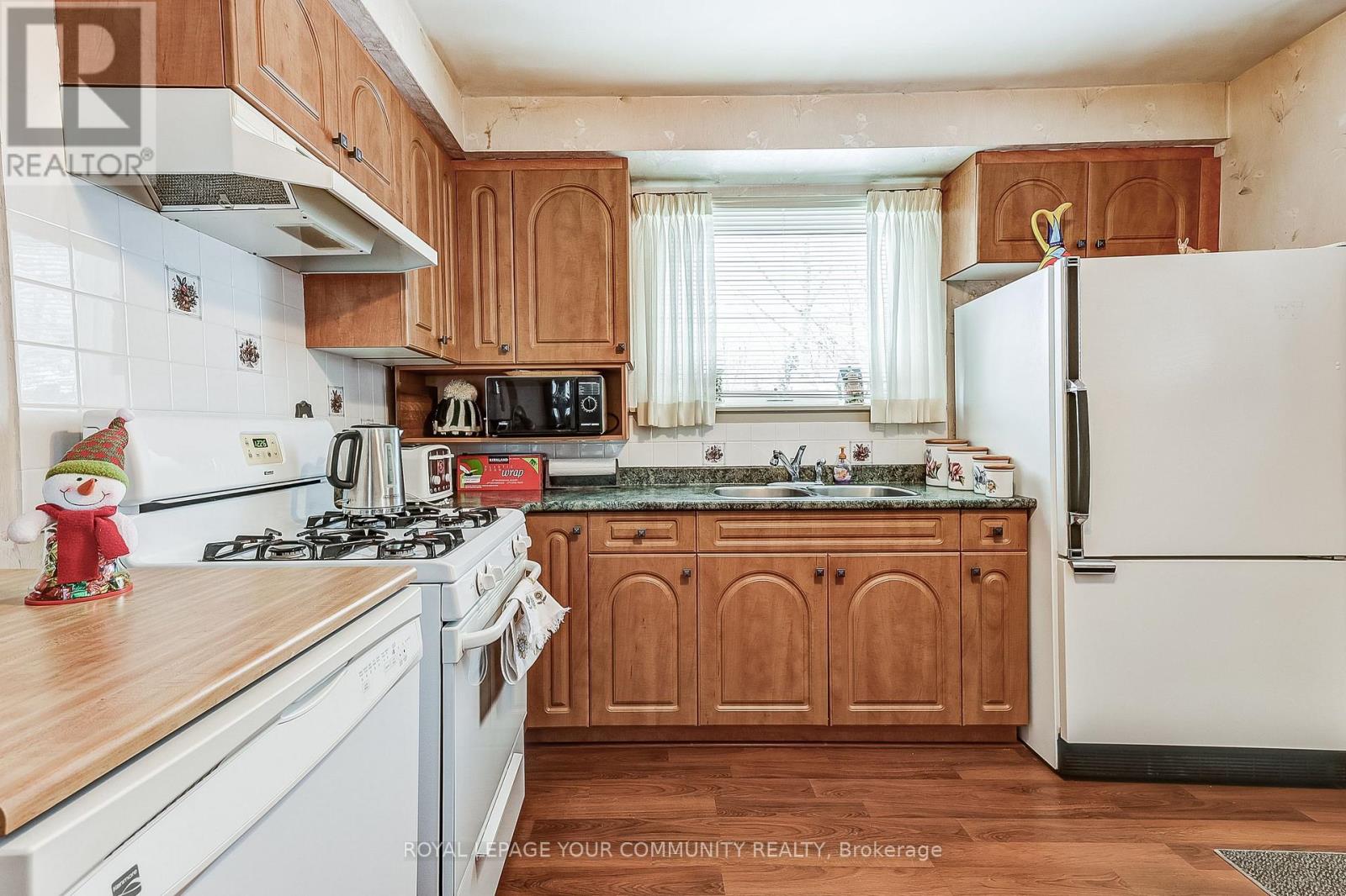 7 Ivy Green Crescent, Toronto, Ontario  M1G 2Z2 - Photo 7 - E12614058