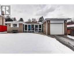 7 IVY GREEN CRESCENT, Toronto, Ontario