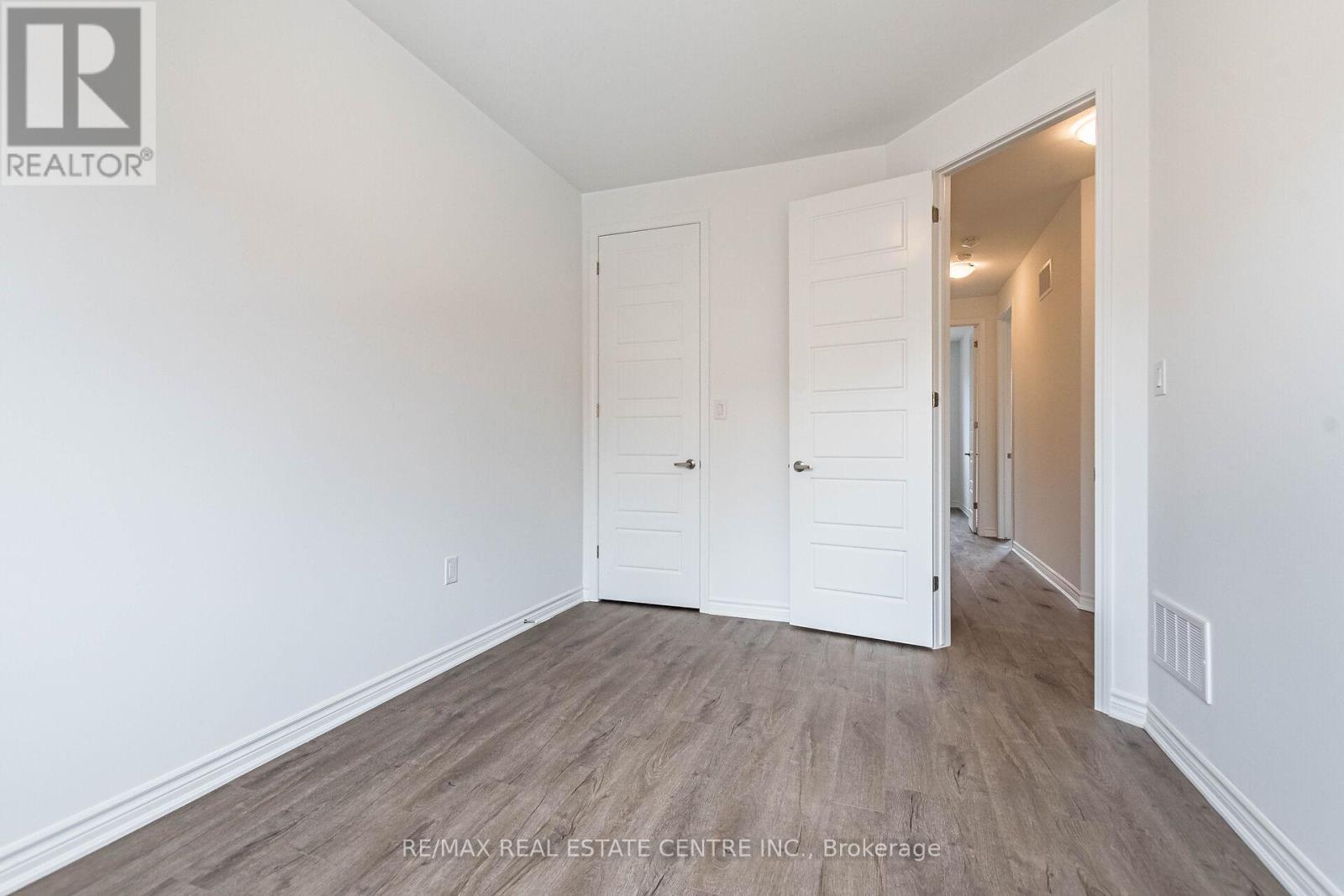 1700 Dance Court, Milton, Ontario L9T 6H8 - Photo 27 - W12514938