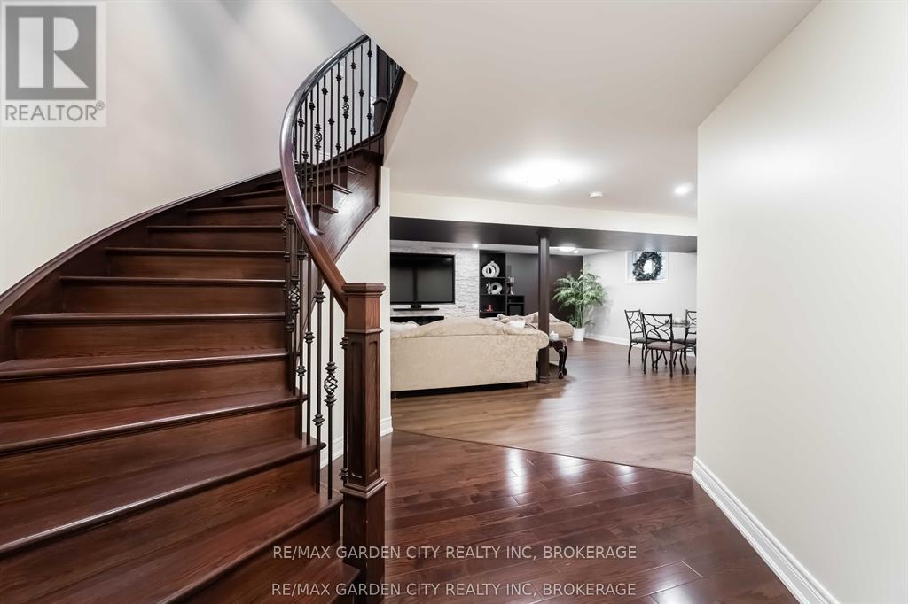 8625 Angie Drive, Niagara Falls, Ontario  L2H 3W8 - Photo 37 - X12615232