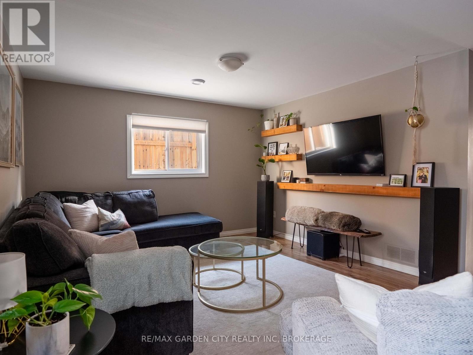 629 Broadway Avenue, Welland, Ontario L3C 5M6 - Photo 20 - X12615346