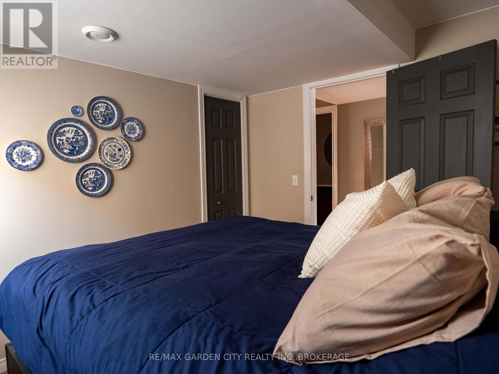 629 Broadway Avenue, Welland, Ontario L3C 5M6 - Photo 22 - X12615346