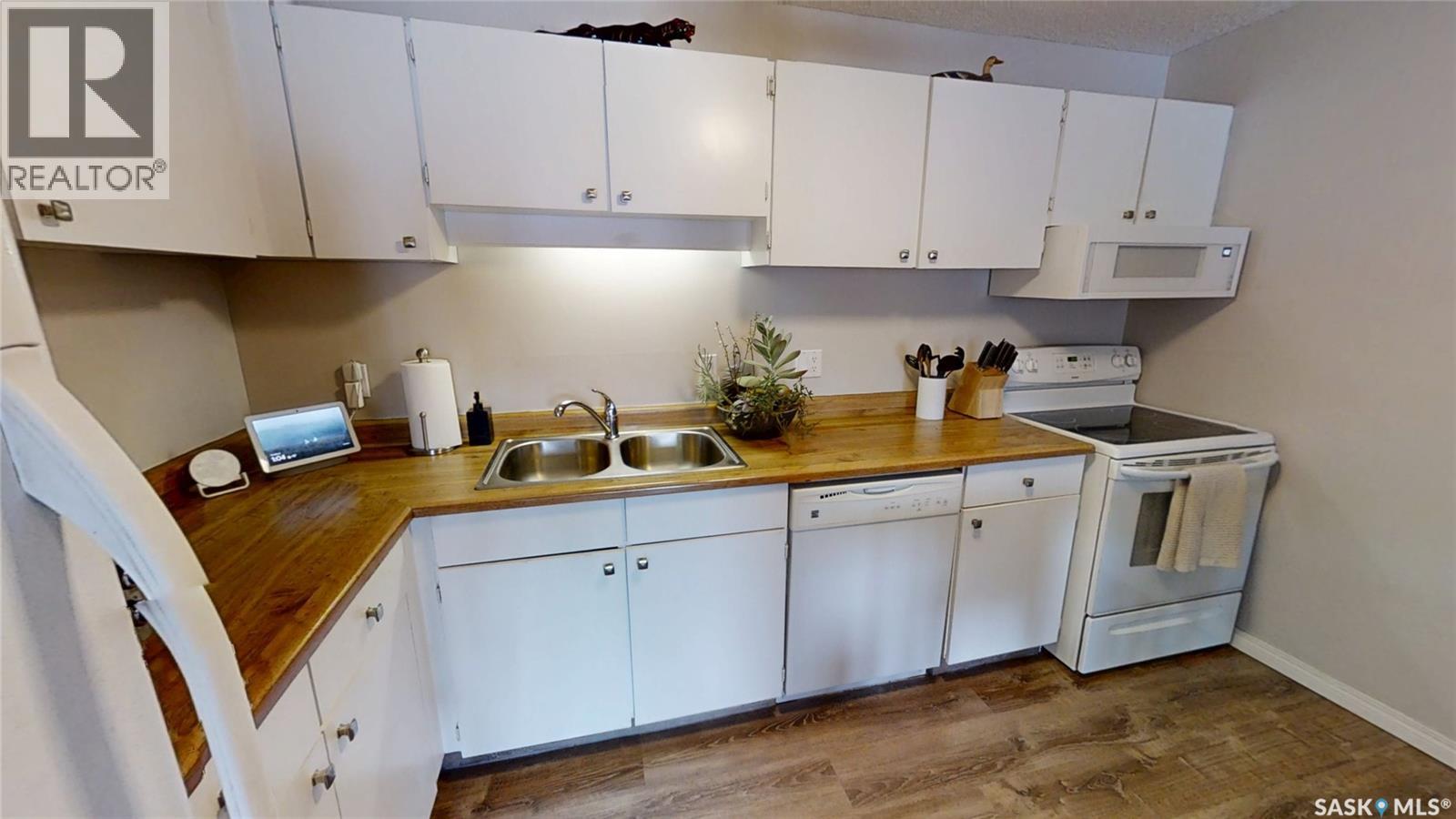 201 245 Kingsmere Boulevard, Saskatoon, Saskatchewan  S7J 4J6 - Photo 5 - SK025380