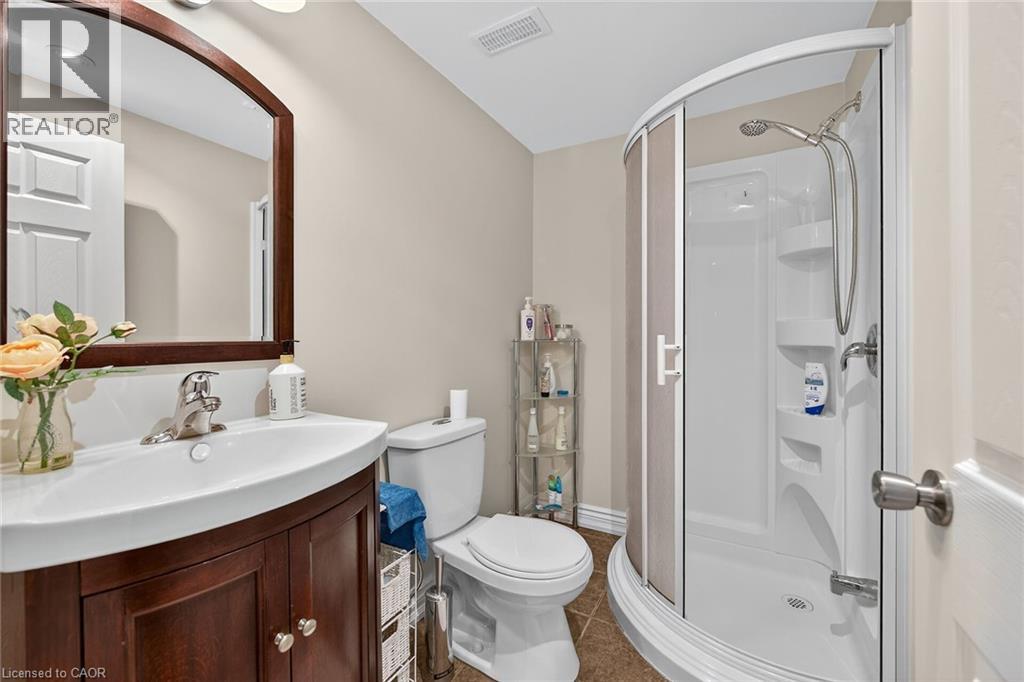 25 Vulcan Court, Stoney Creek, Ontario  L8E 5W7 - Photo 36 - 40781532