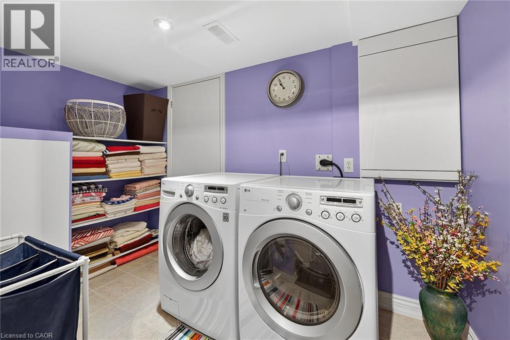 25 Vulcan Court, Stoney Creek, Ontario  L8E 5W7 - Photo 32 - 40781532