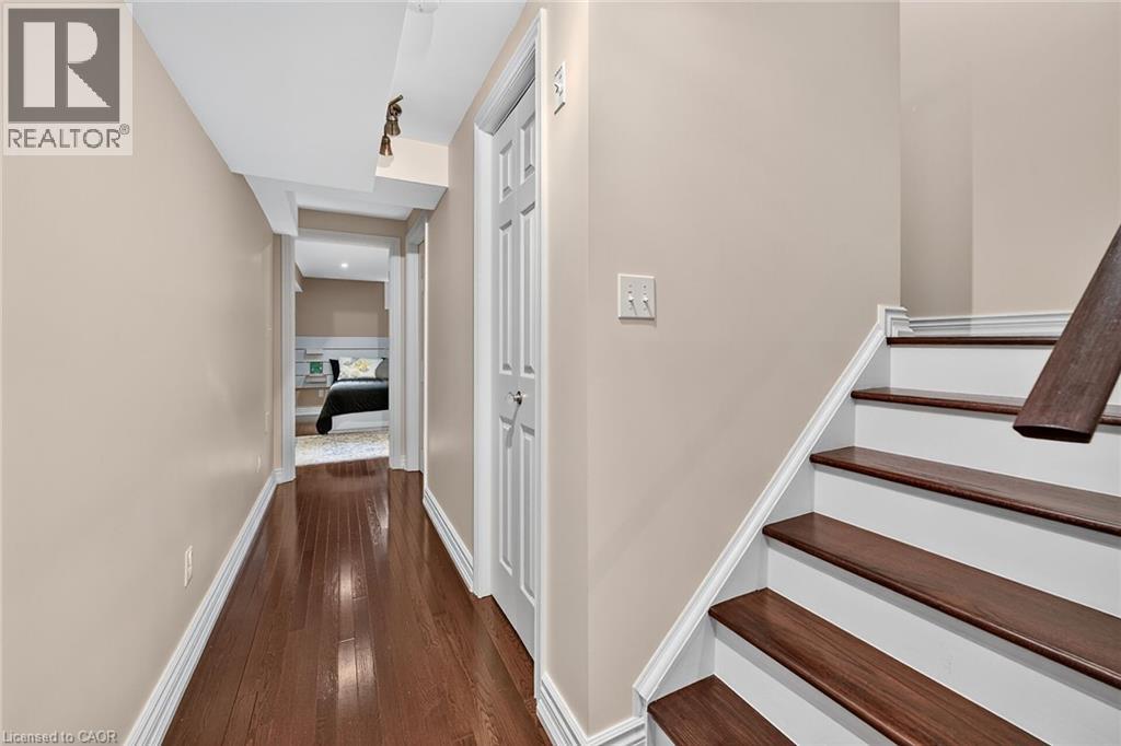 25 Vulcan Court, Stoney Creek, Ontario  L8E 5W7 - Photo 31 - 40781532