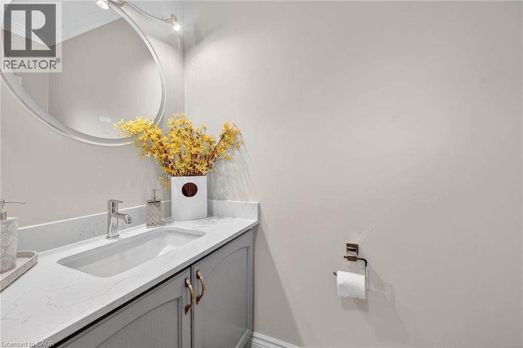 25 Vulcan Court, Stoney Creek, Ontario  L8E 5W7 - Photo 19 - 40781532