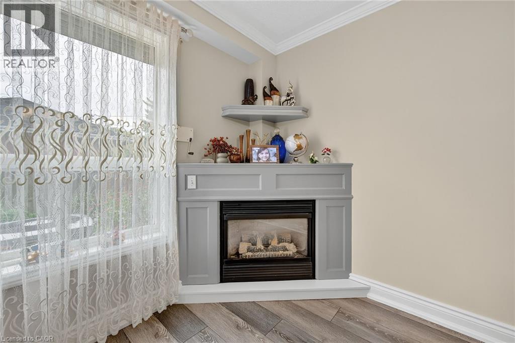 25 Vulcan Court, Stoney Creek, Ontario  L8E 5W7 - Photo 13 - 40781532