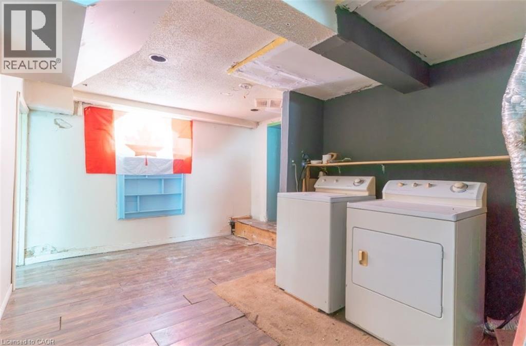 219 Erie Avenue, Brantford, Ontario  N3S 2H1 - Photo 15 - 40792890