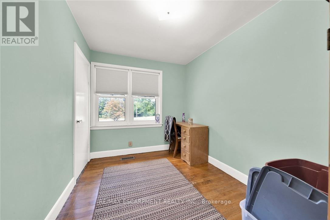 226 Carluke Road E, Hamilton, Ontario  L9G 3L1 - Photo 25 - X12614142