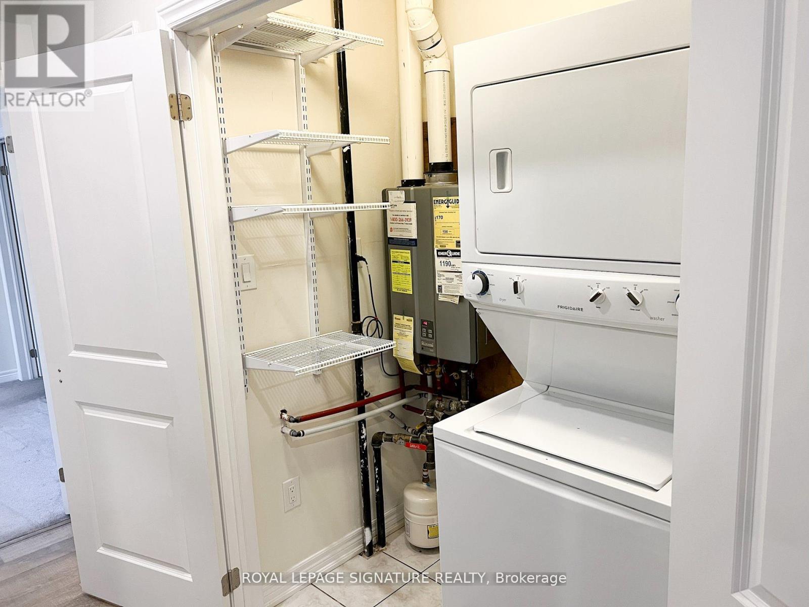 201 - 2326 Taunton Road, Oakville, Ontario  L6H 0L3 - Photo 9 - W12615008