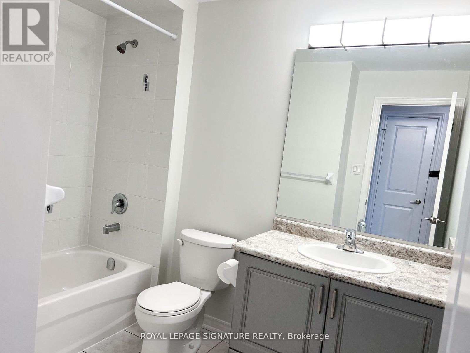 201 - 2326 Taunton Road, Oakville, Ontario  L6H 0L3 - Photo 10 - W12615008