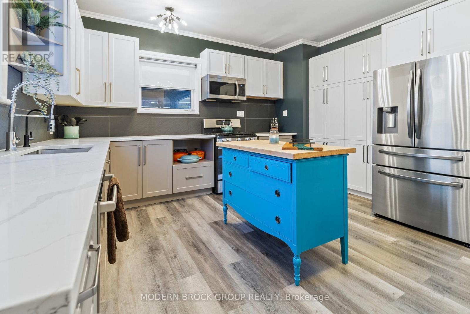 2175 Dundas Street S, Edwardsburgh/cardinal, Ontario K0E 1E0 - Photo 23 - X12615250