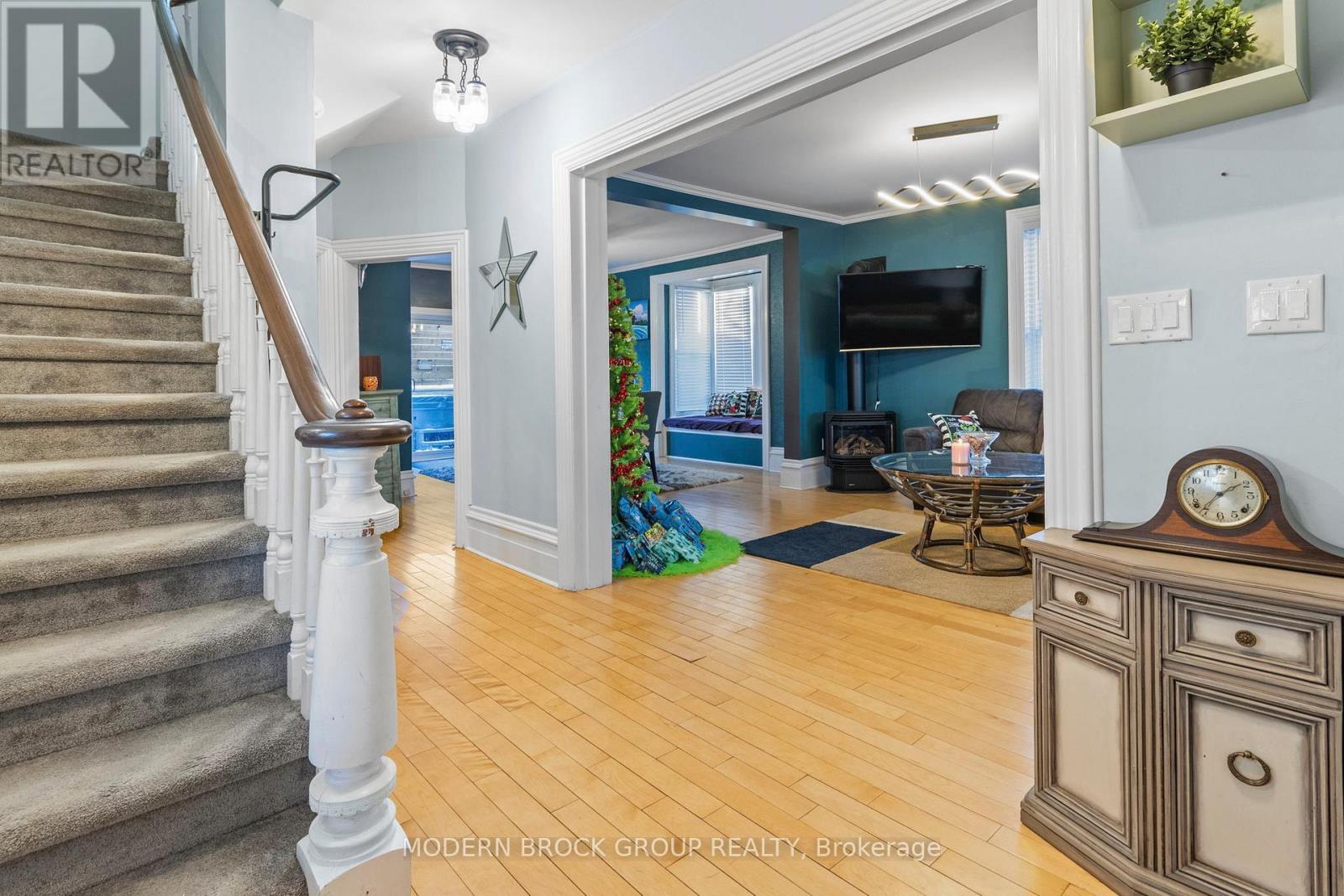 2175 Dundas Street S, Edwardsburgh/cardinal, Ontario K0E 1E0 - Photo 8 - X12615250