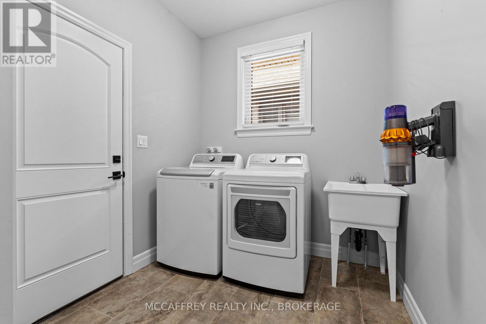 25 Staikos Court, Greater Napanee, Ontario  K7R 0B9 - Photo 39 - X12577734