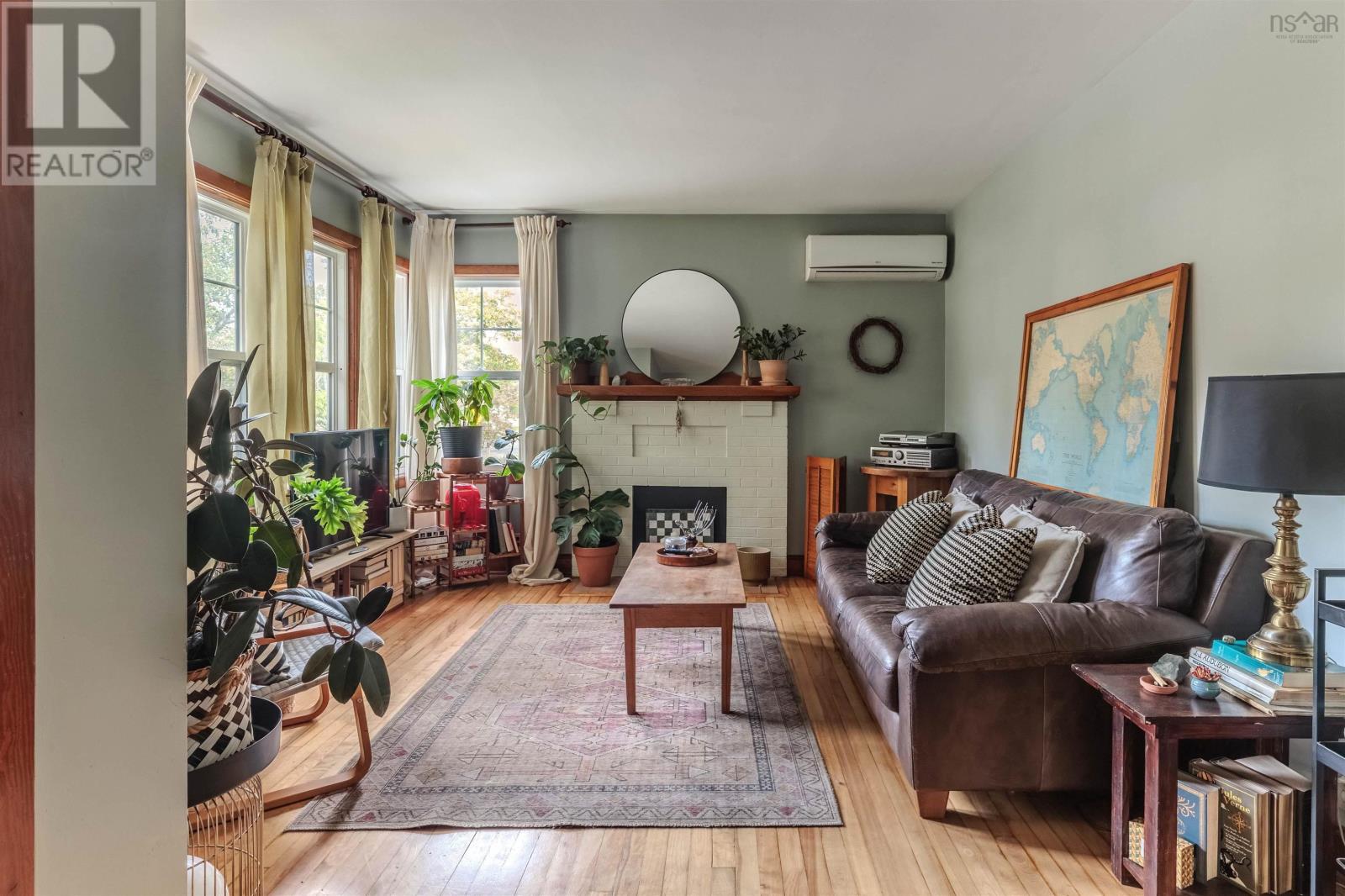 7142 Abbott Drive, Halifax, Nova Scotia B3L 2L7 - Photo 2 - 202525478