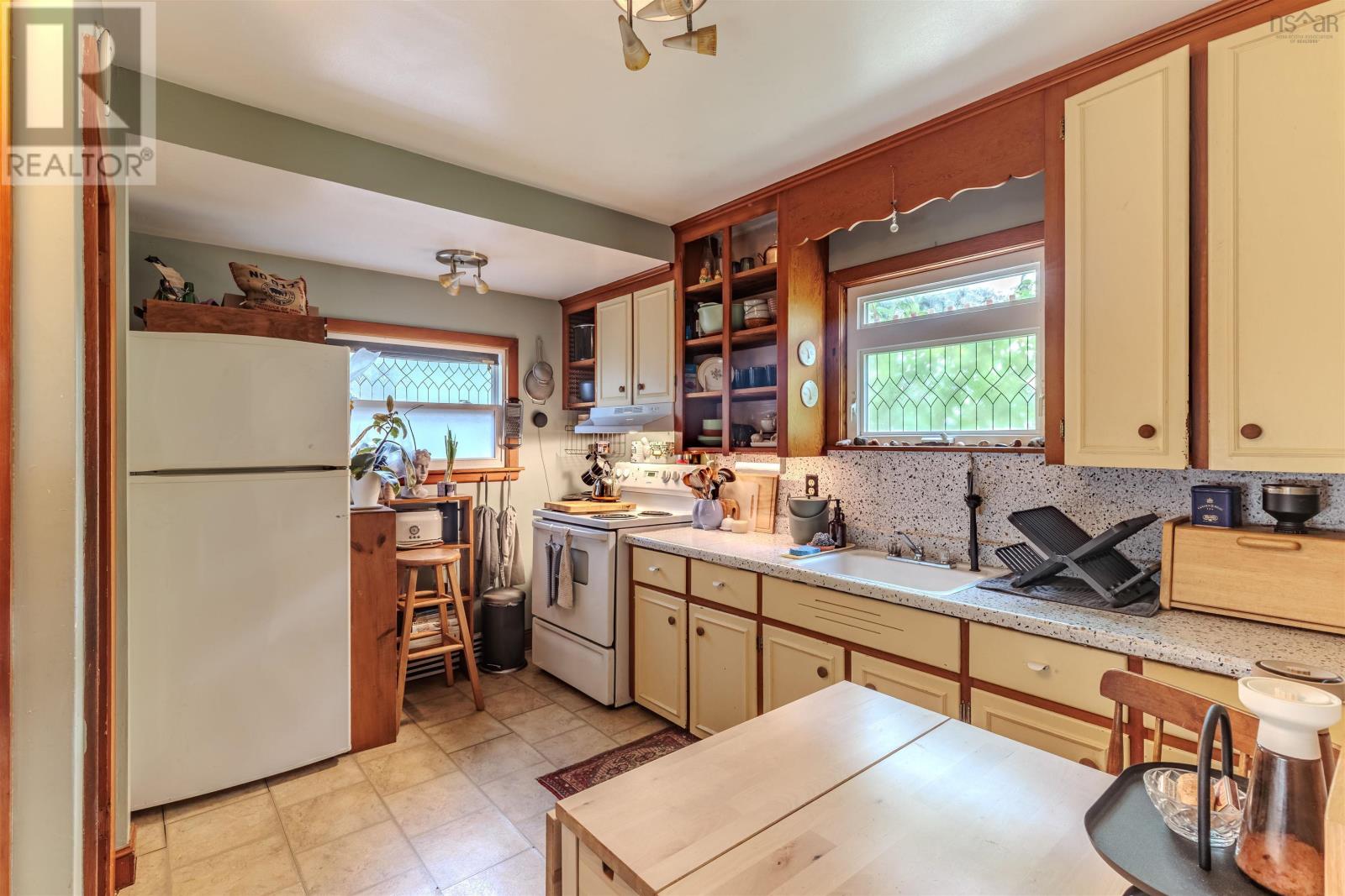 7142 Abbott Drive, Halifax, Nova Scotia B3L 2L7 - Photo 11 - 202525478