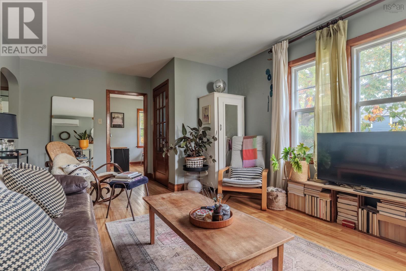 7142 Abbott Drive, Halifax, Nova Scotia B3L 2L7 - Photo 3 - 202525478