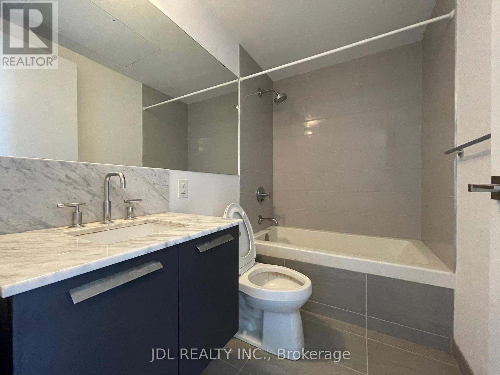2313 - 50 Charles Street E, Toronto, Ontario  M4Y 1T1 - Photo 6 - C12588388