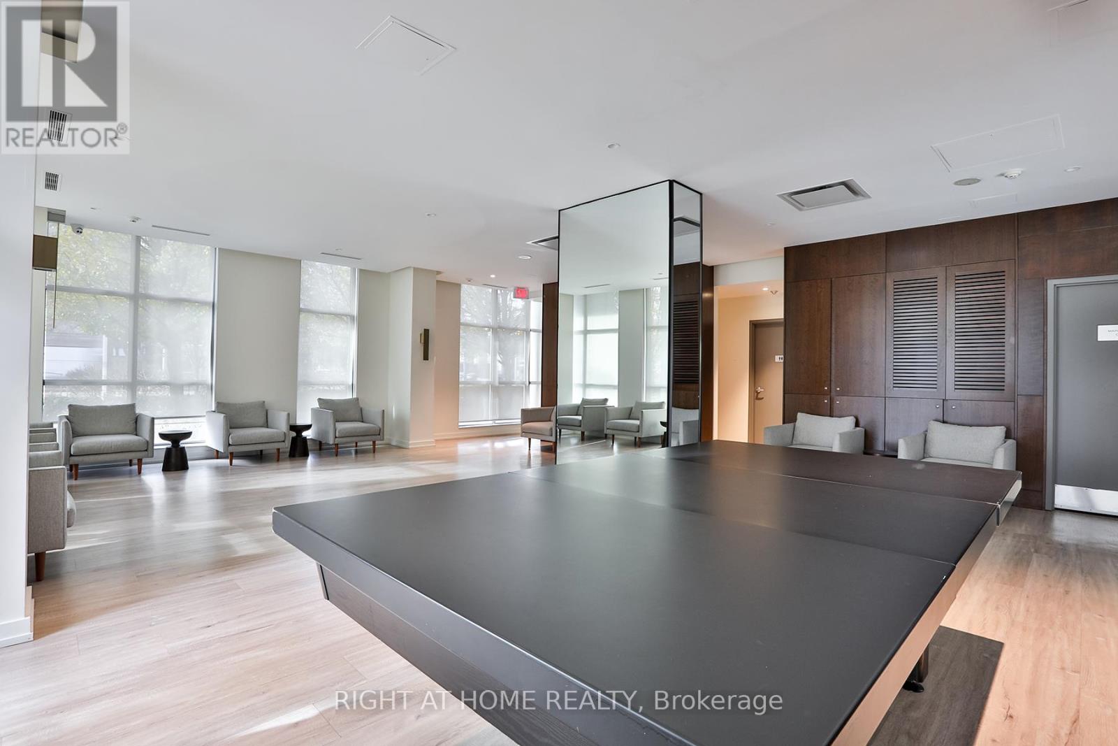 712 - 410 Queens Quay W, Toronto, Ontario  M5V 3T1 - Photo 23 - C12614680