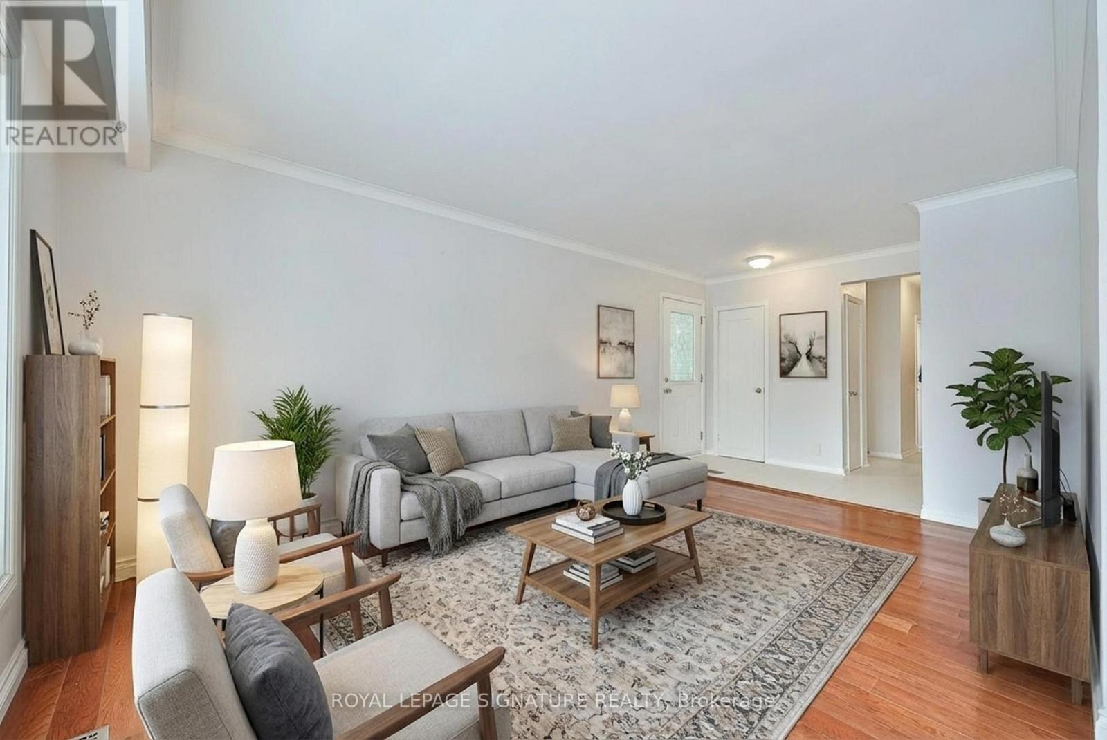 169 Norfolk Avenue, Richmond Hill, Ontario  L4C 2C7 - Photo 10 - N12602312