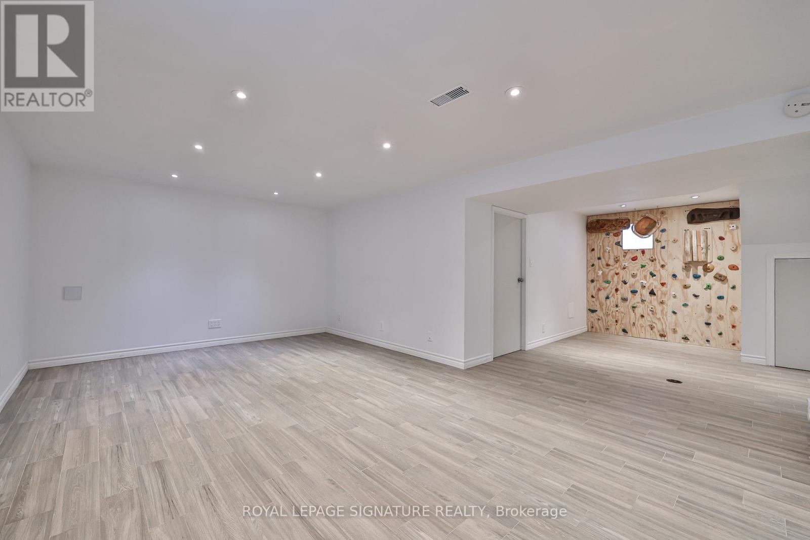 169 Norfolk Avenue, Richmond Hill, Ontario  L4C 2C7 - Photo 28 - N12602312