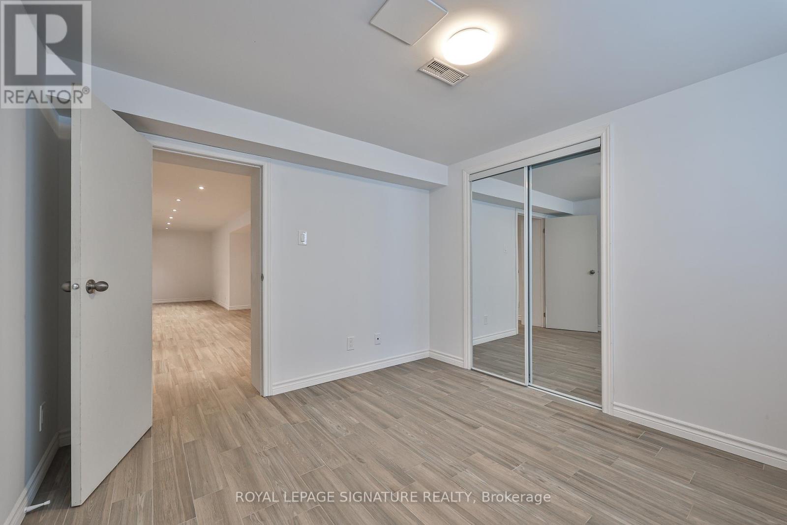 169 Norfolk Avenue, Richmond Hill, Ontario  L4C 2C7 - Photo 32 - N12602312