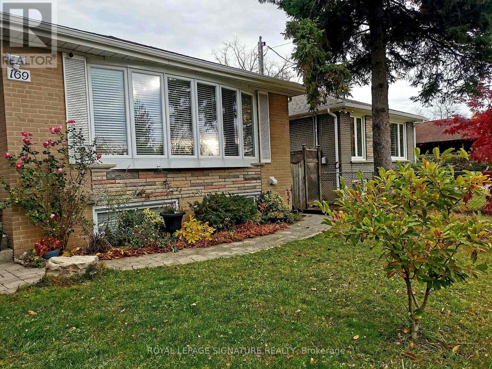 169 Norfolk Avenue, Richmond Hill, Ontario  L4C 2C7 - Photo 40 - N12602312