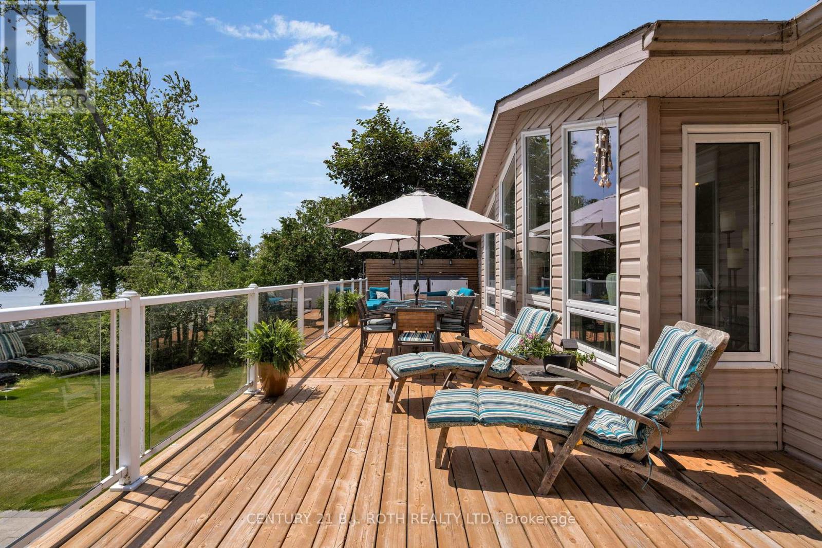 95 Lakeshore Road E, Oro-Medonte, Ontario  L0L 2E0 - Photo 37 - S12475807