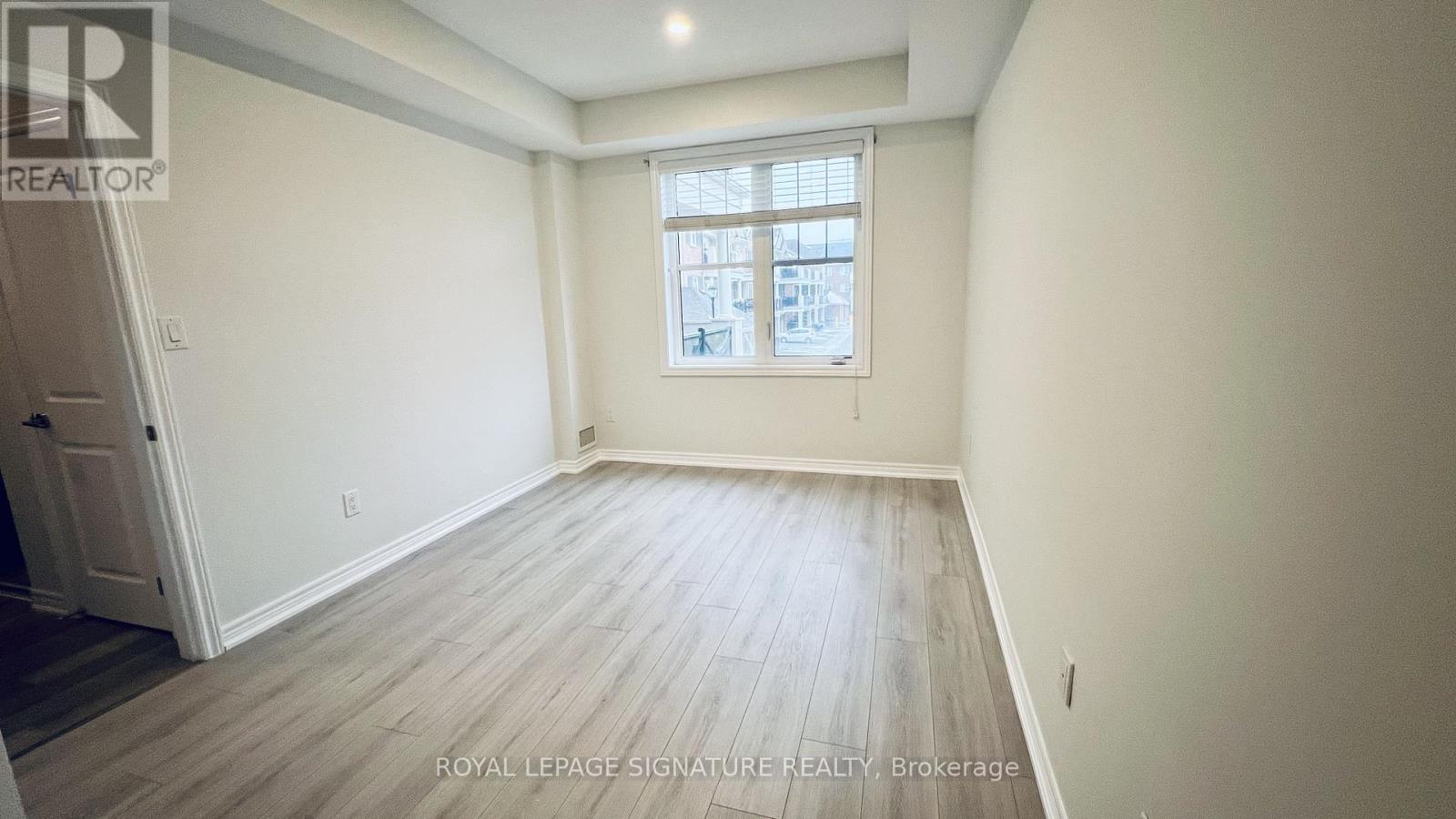 201 - 2326 Taunton Road, Oakville, Ontario  L6H 0L3 - Photo 19 - W12615008