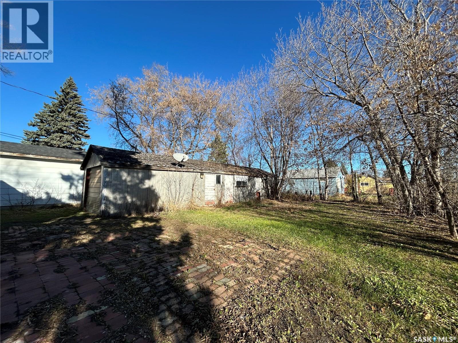723 4th Avenue, Whitewood, Saskatchewan  S0G 5C0 - Photo 8 - SK025444