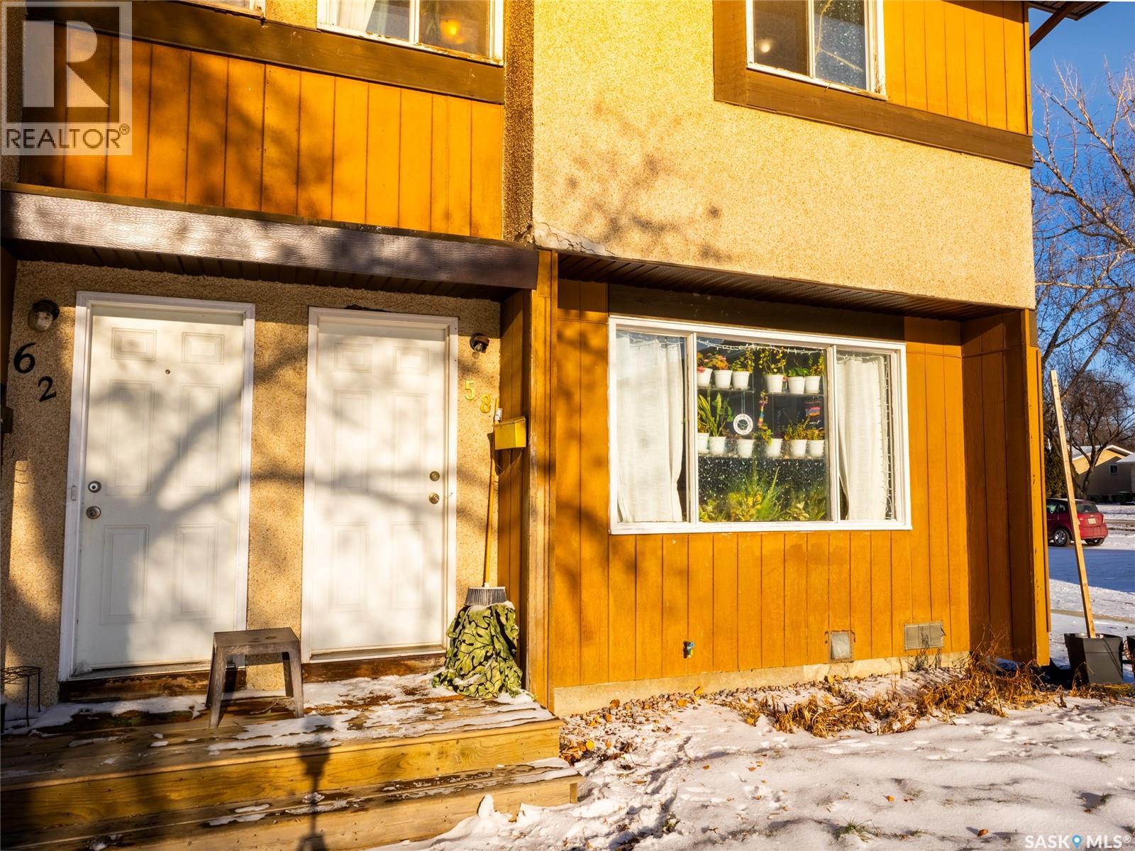 58 Mackenzie Mews, Regina, Saskatchewan  S4N 5M5 - Photo 3 - SK025442