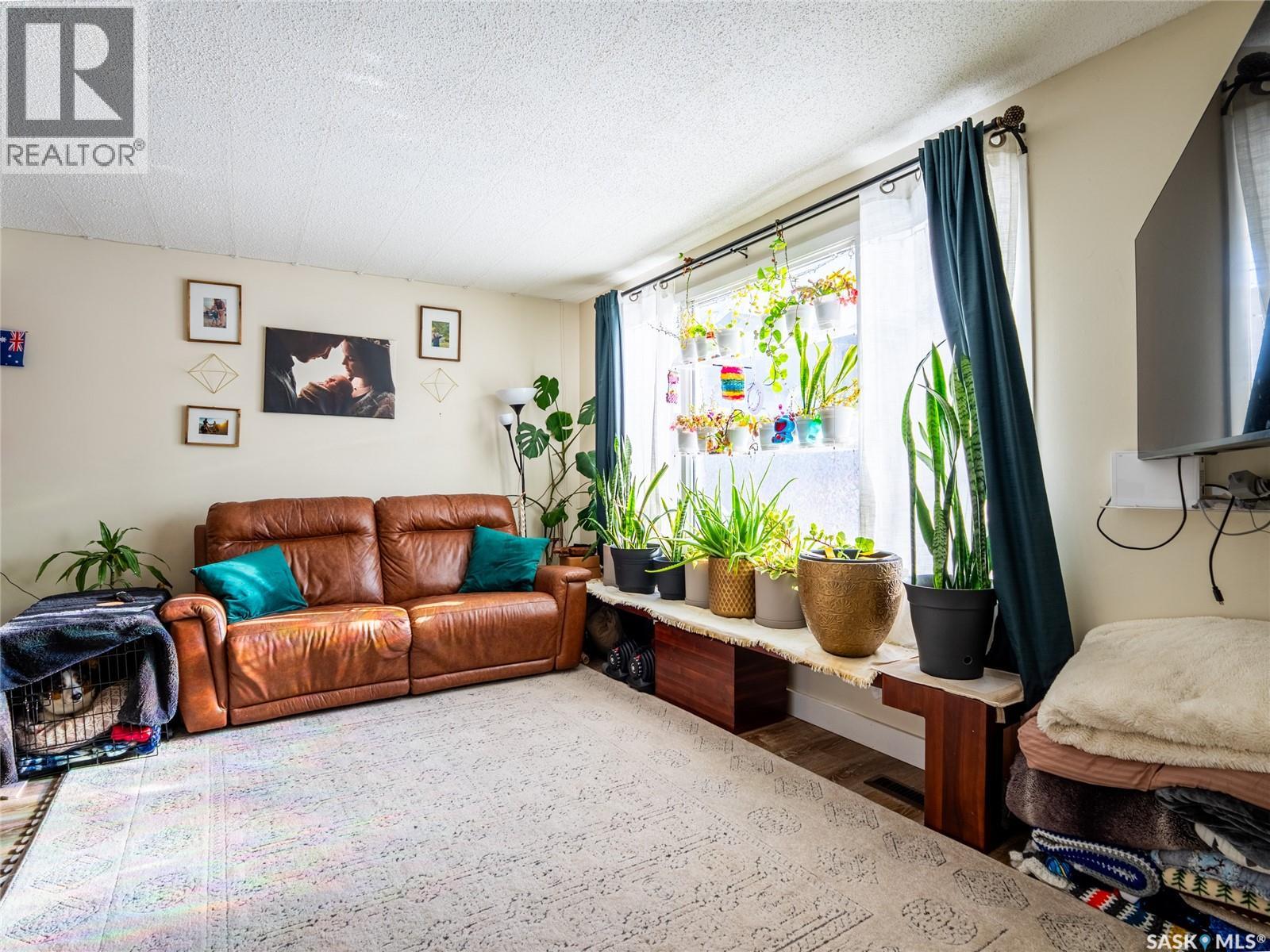 58 Mackenzie Mews, Regina, Saskatchewan  S4N 5M5 - Photo 5 - SK025442