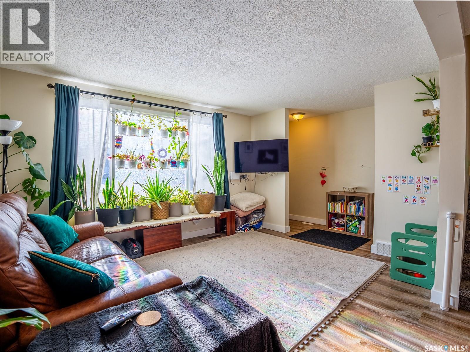 58 Mackenzie Mews, Regina, Saskatchewan  S4N 5M5 - Photo 7 - SK025442