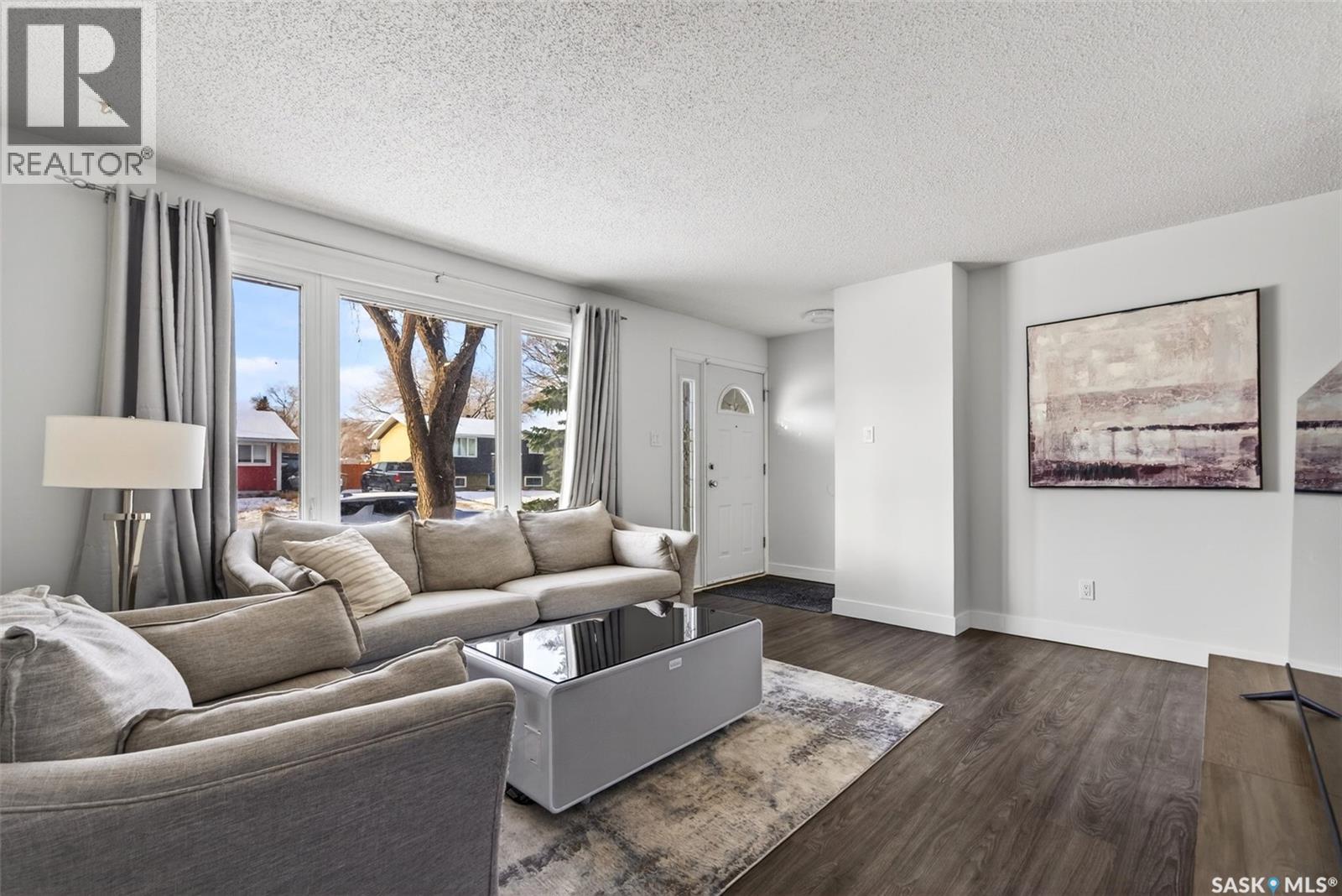 11 Coleman Crescent, Regina, Saskatchewan  S4N 5J4 - Photo 6 - SK025416