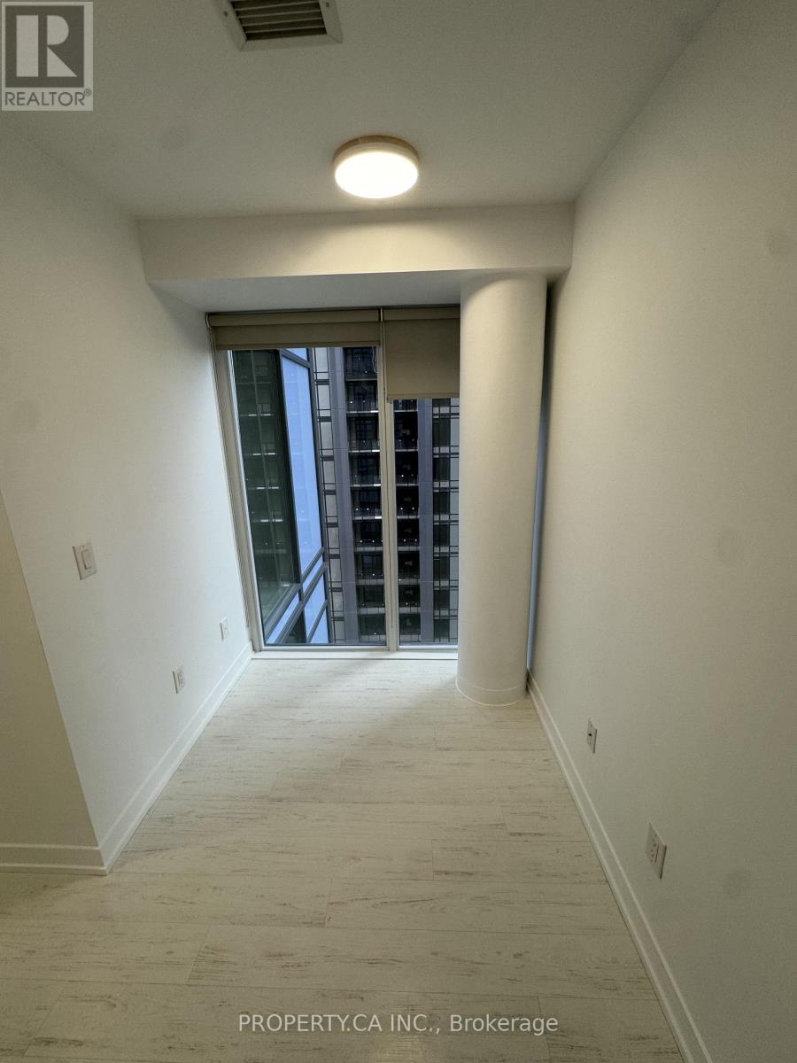 1513 - 105 George Street, Toronto, Ontario  M5A 2N4 - Photo 3 - C12615280