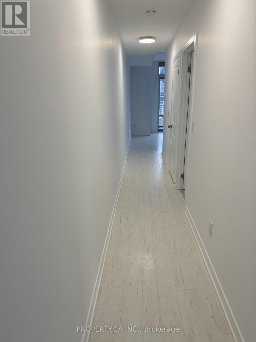 1513 - 105 George Street, Toronto, Ontario  M5A 2N4 - Photo 8 - C12615280