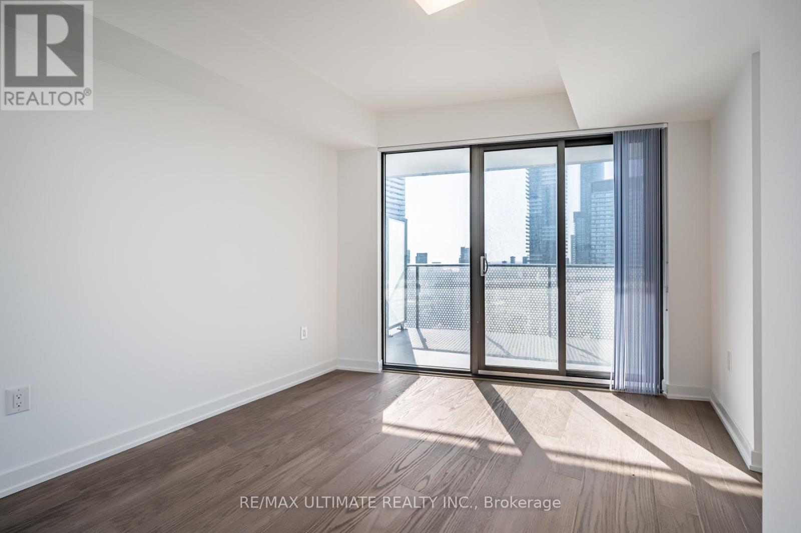 3405 - 11 Wellesley Street W, Toronto, Ontario M4Y 1E8 - Photo 15 - C12615282