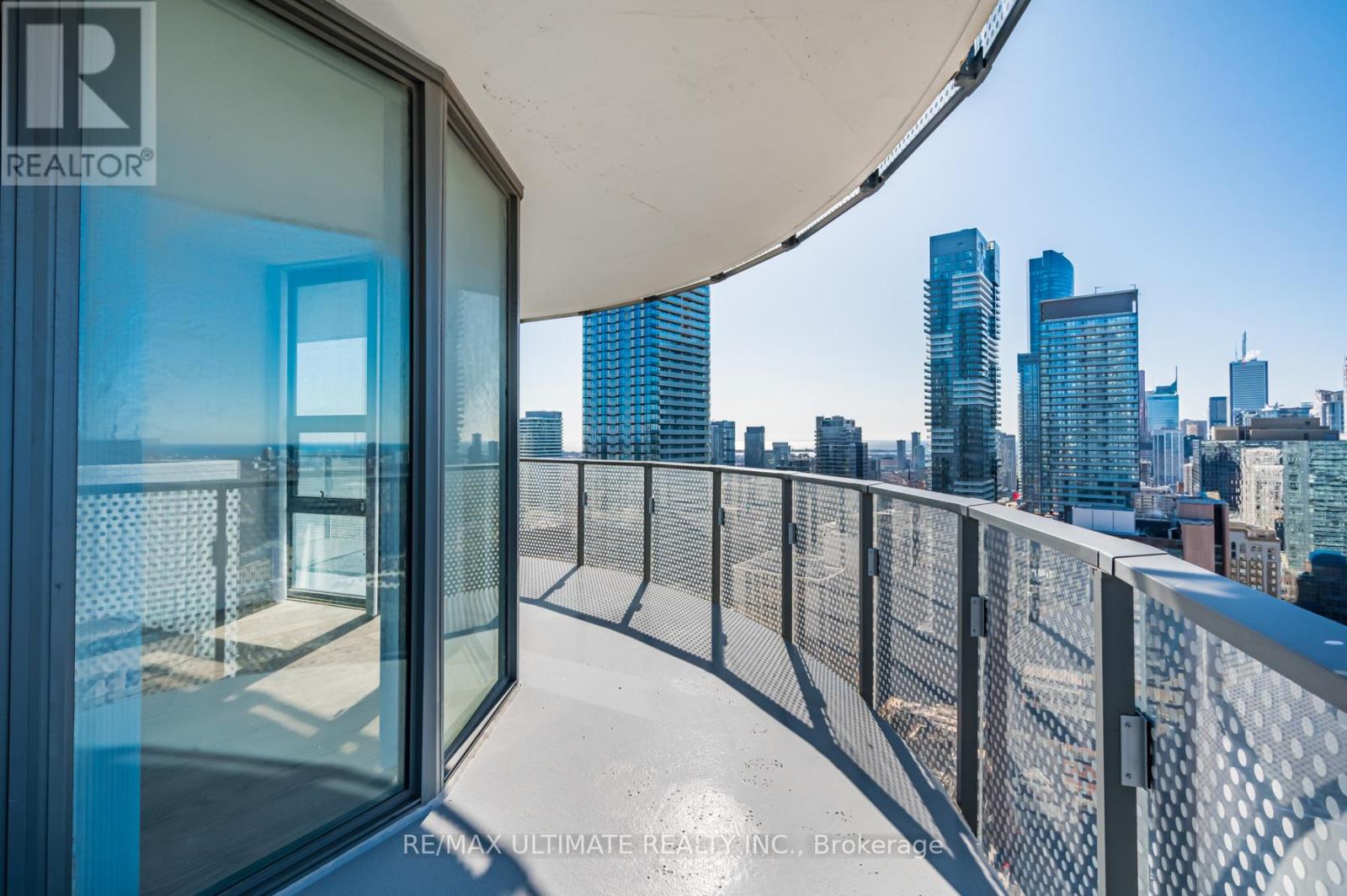 3405 - 11 Wellesley Street W, Toronto, Ontario M4Y 1E8 - Photo 24 - C12615282