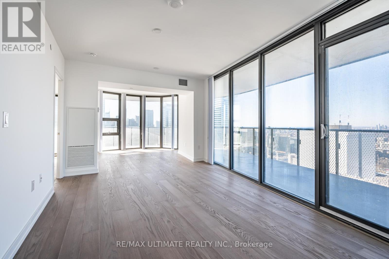 3405 - 11 Wellesley Street W, Toronto, Ontario M4Y 1E8 - Photo 5 - C12615282