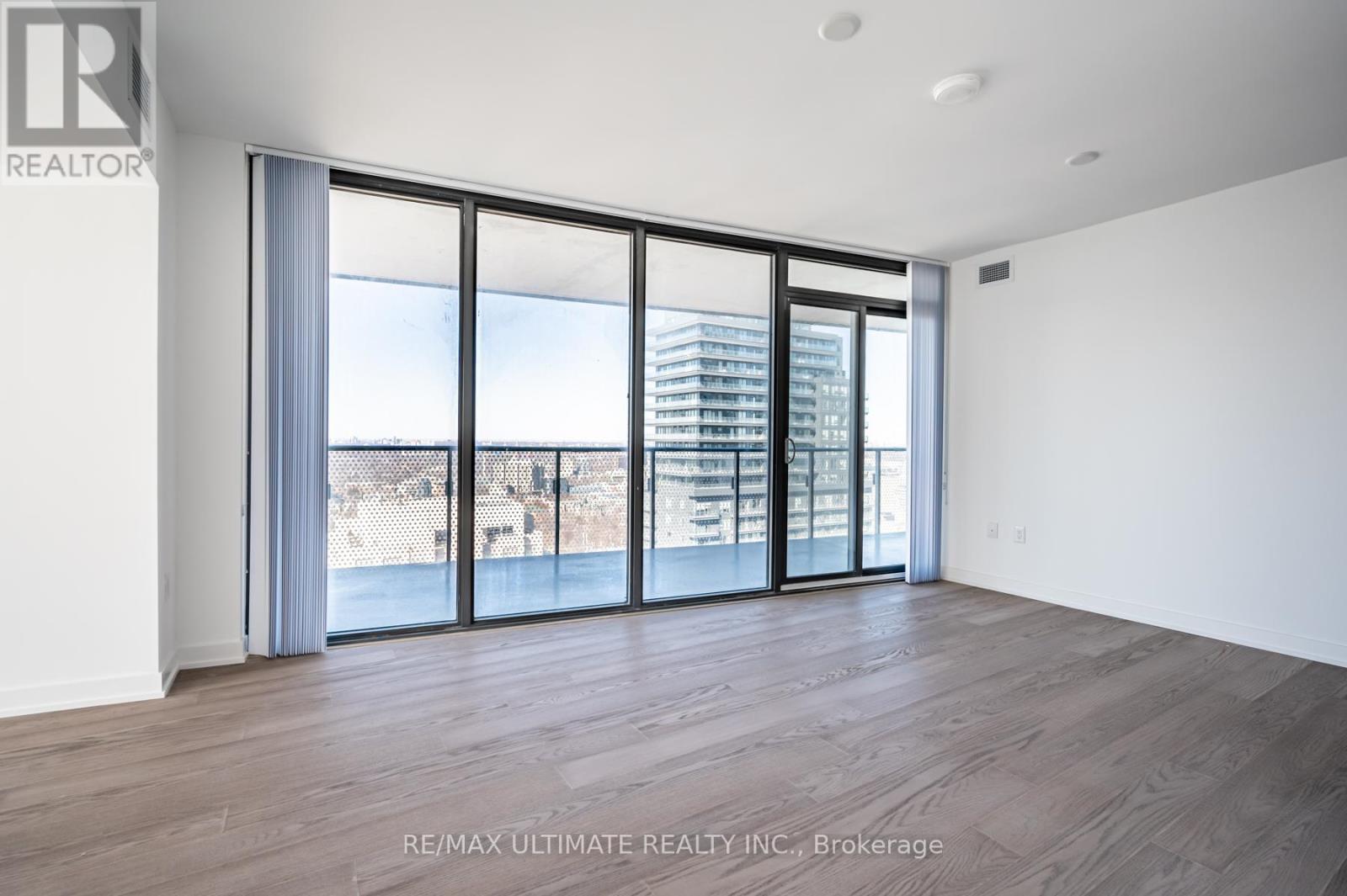 3405 - 11 Wellesley Street W, Toronto, Ontario M4Y 1E8 - Photo 6 - C12615282