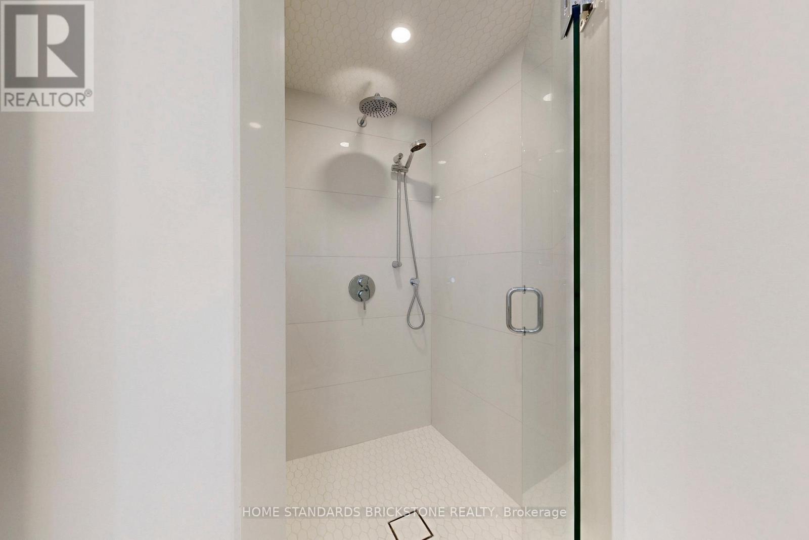 1001 - 40 Rosehill Avenue, Toronto, Ontario M4T 1G5 - Photo 36 - C12615314