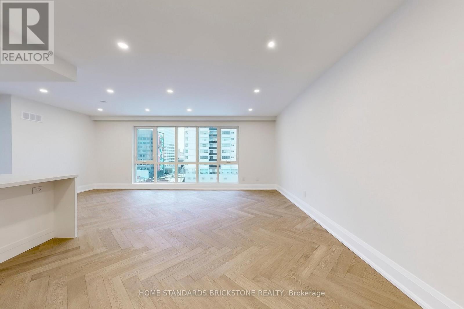 1001 - 40 Rosehill Avenue, Toronto, Ontario M4T 1G5 - Photo 7 - C12615314