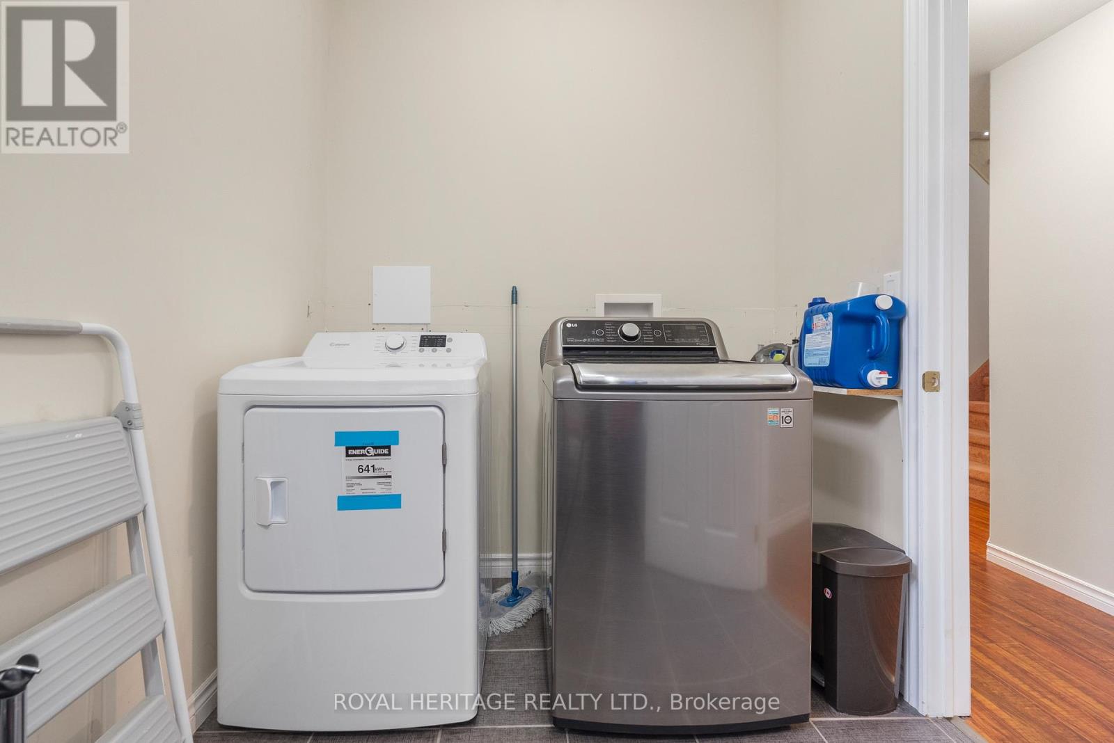 26 Beverly Street, Kawartha Lakes, Ontario  K9V 4Y7 - Photo 22 - X12590494