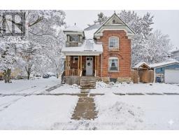 110 ADELAIDE STREET, Front of Leeds & Seeleys Bay, Ontario