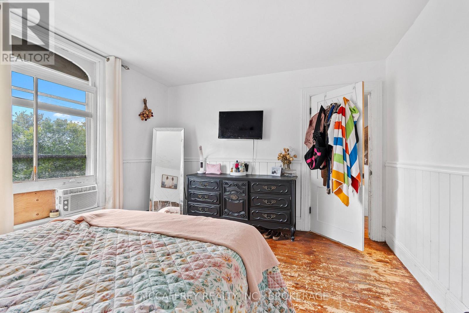 110 Adelaide Street, Front Of Leeds & Seeleys Bay, Ontario  K0H 2N0 - Photo 26 - X12400566