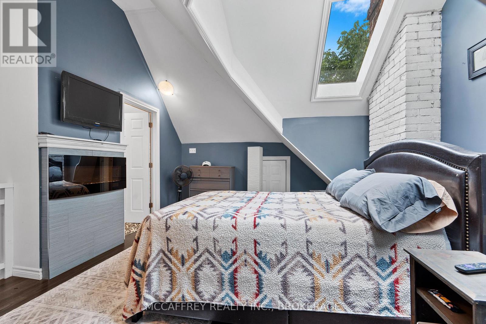 110 Adelaide Street, Front Of Leeds & Seeleys Bay, Ontario  K0H 2N0 - Photo 31 - X12400566